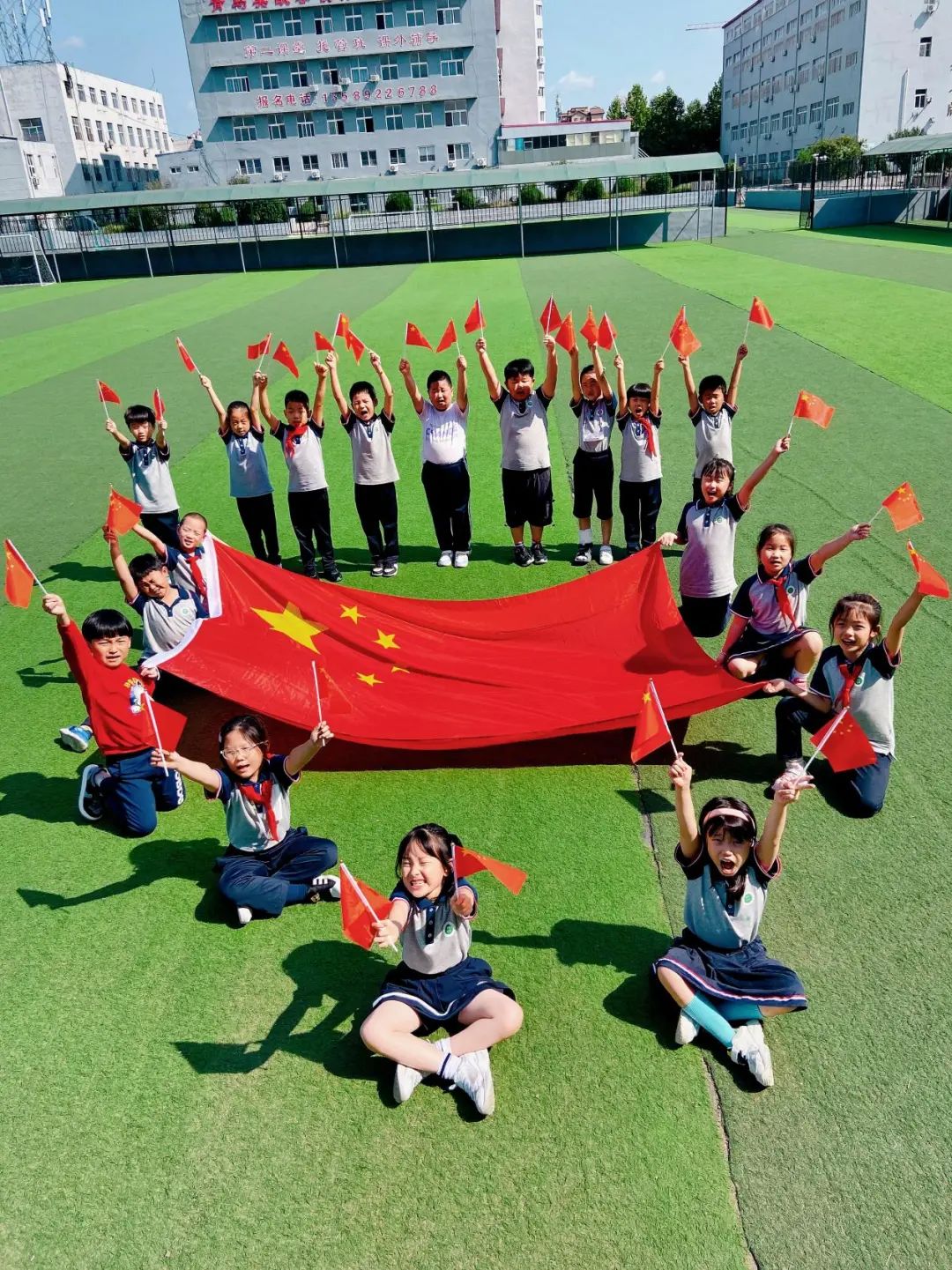 幼儿园我爱祖国教案_幼儿园祖国主题活动教案_儿歌祖国教案